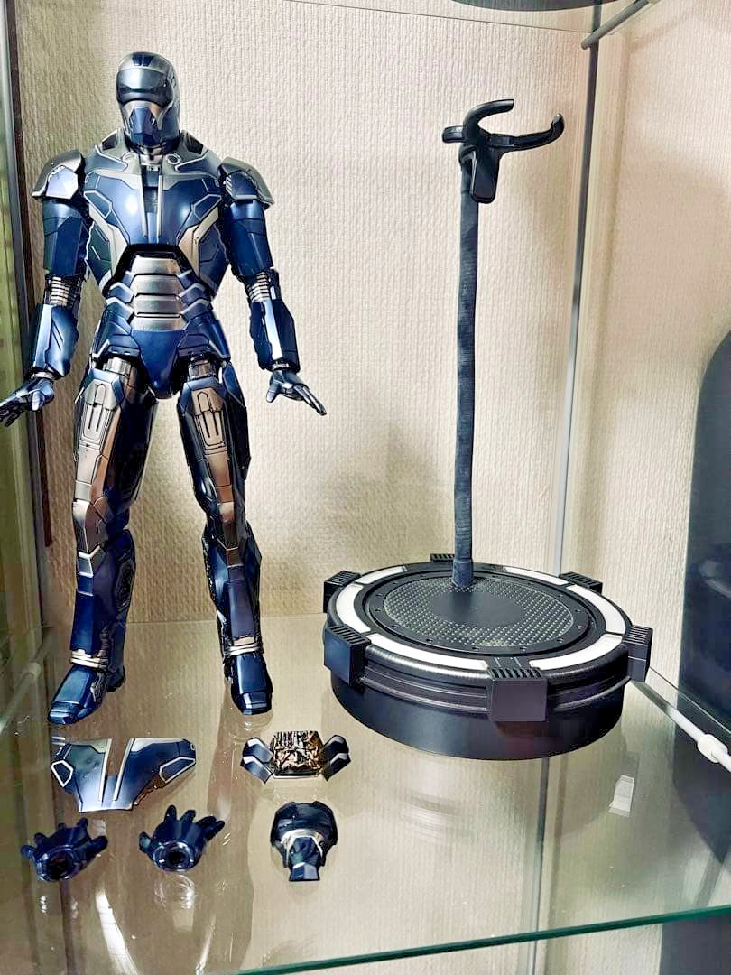 Hot Toys Movie Masterpiece Iron Man 3 Iron Man Mark 40 Shotgun Figure MMS309
