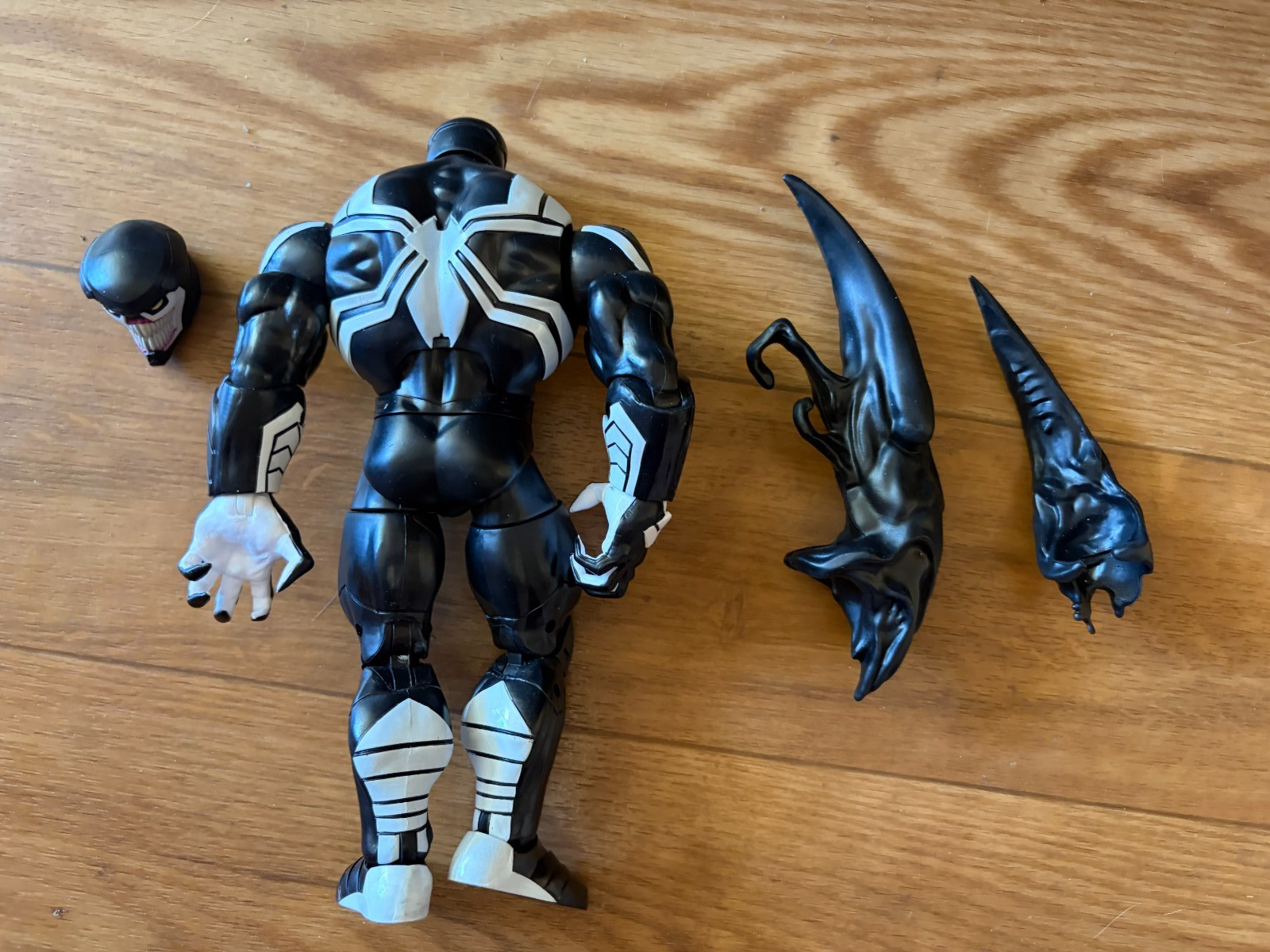 Hasbro 2023 Marvel Legends Space Knight Venom Loose Complete Flash Thompson