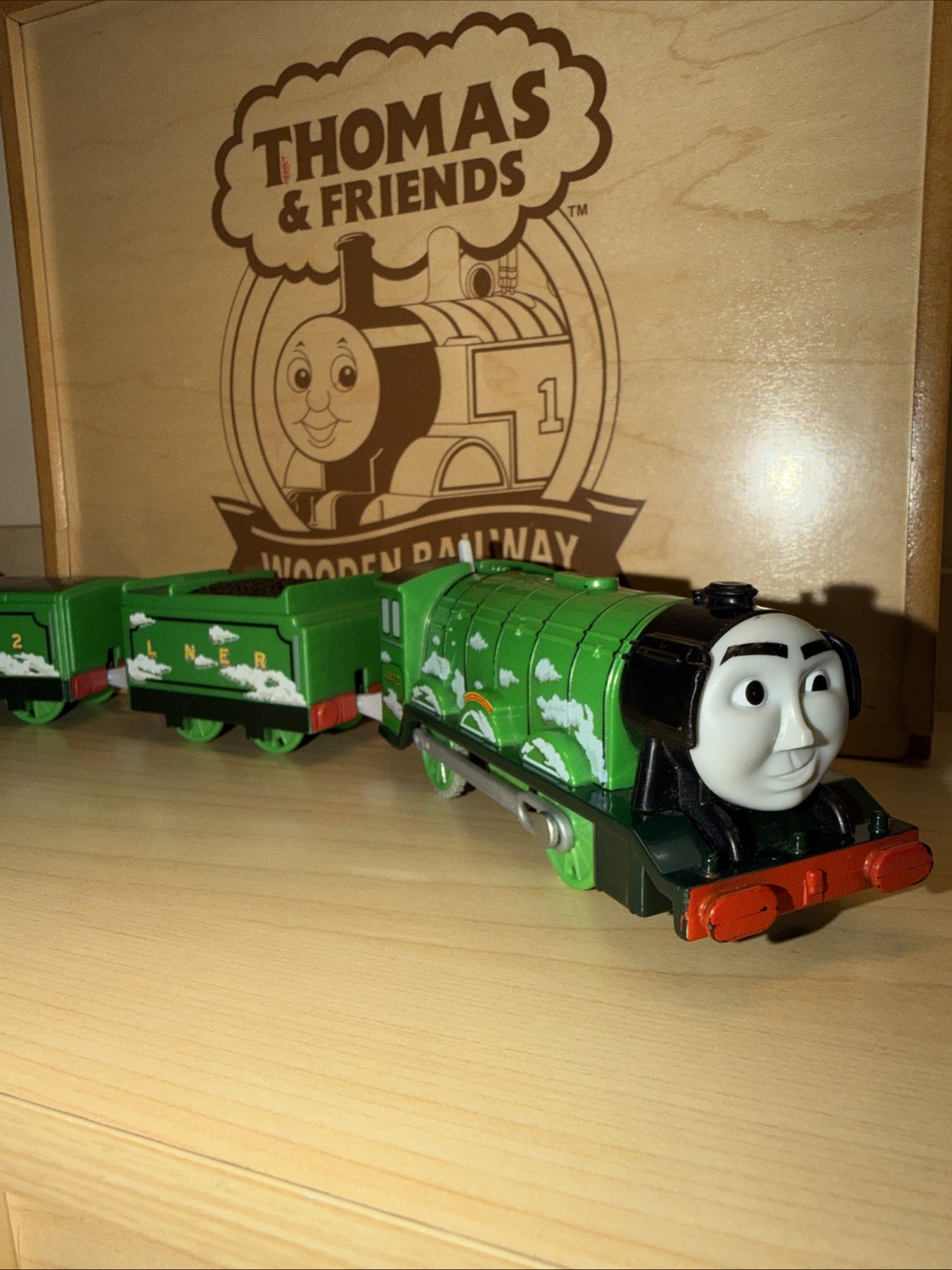 FLYING SCOTSMAN Thomas Friends Train TRACKMASTER 2013 4472 WATER LNER COAL