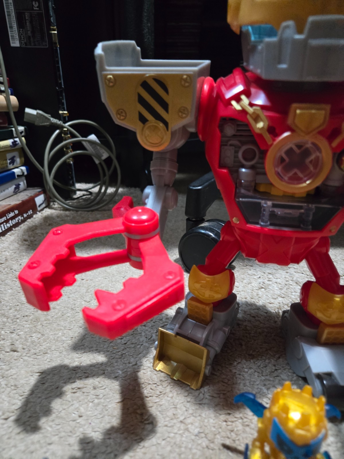 Treasure X Robots Gold Mega Treasure Box Incomplete
