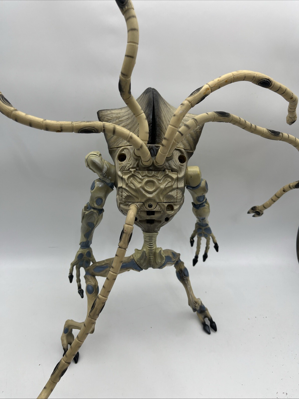 Alien Supreme Commander Independence Day 14&Prime; Action Figure 1996 Trendmasters