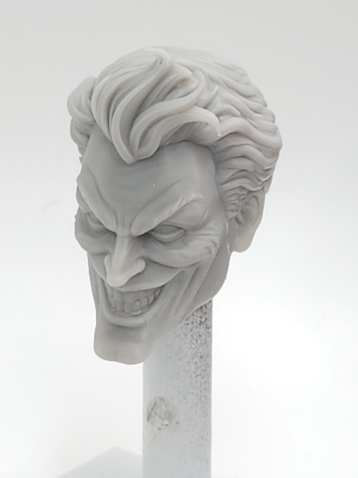 3d Print JOKER HEAD 1:10 7&Prime; DIAMOND SELECT MCFARLANE DC MULTIVERSE