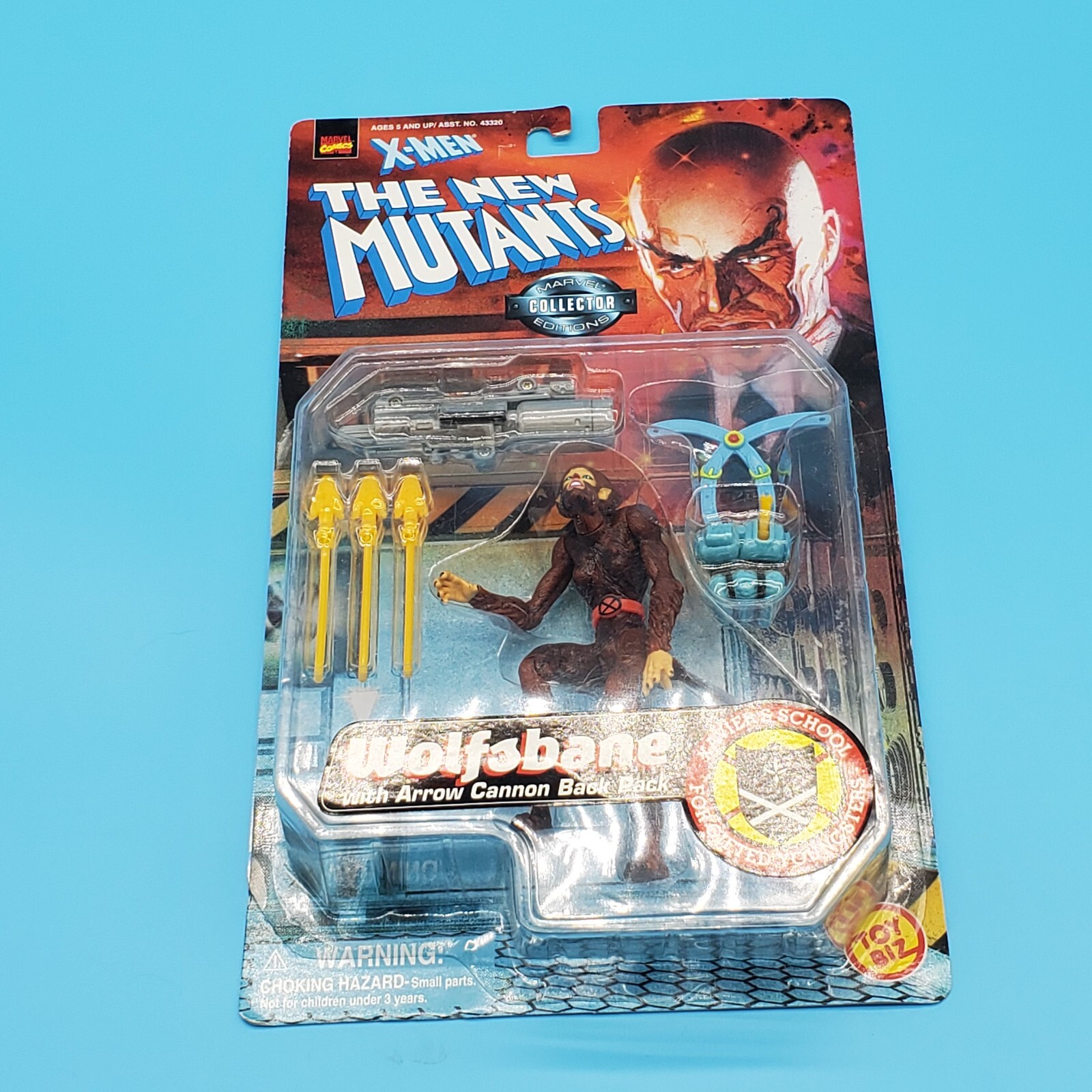 X-Men The New Mutants WOLFSBANE with Arrow Cannon Back Pack,1998 Toy Biz SEALED