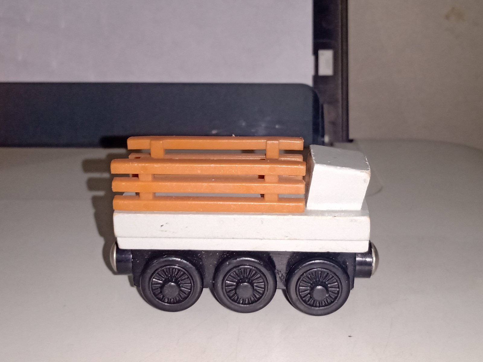 THOMAS & FRIENDS WOODEN RAILWAY CATHERINE&rsquo;S CARGO CAR 2000 BRITT ALLCROFT GUC