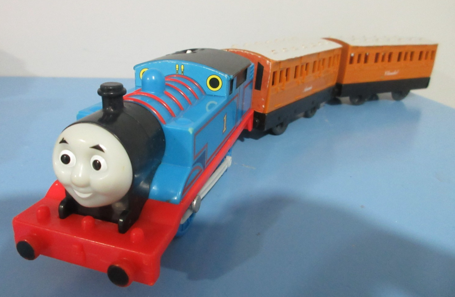 Thomas & Friends Trackmaster Thomas W/ Annie & Clarabel -Greatest Moment- WORKS!