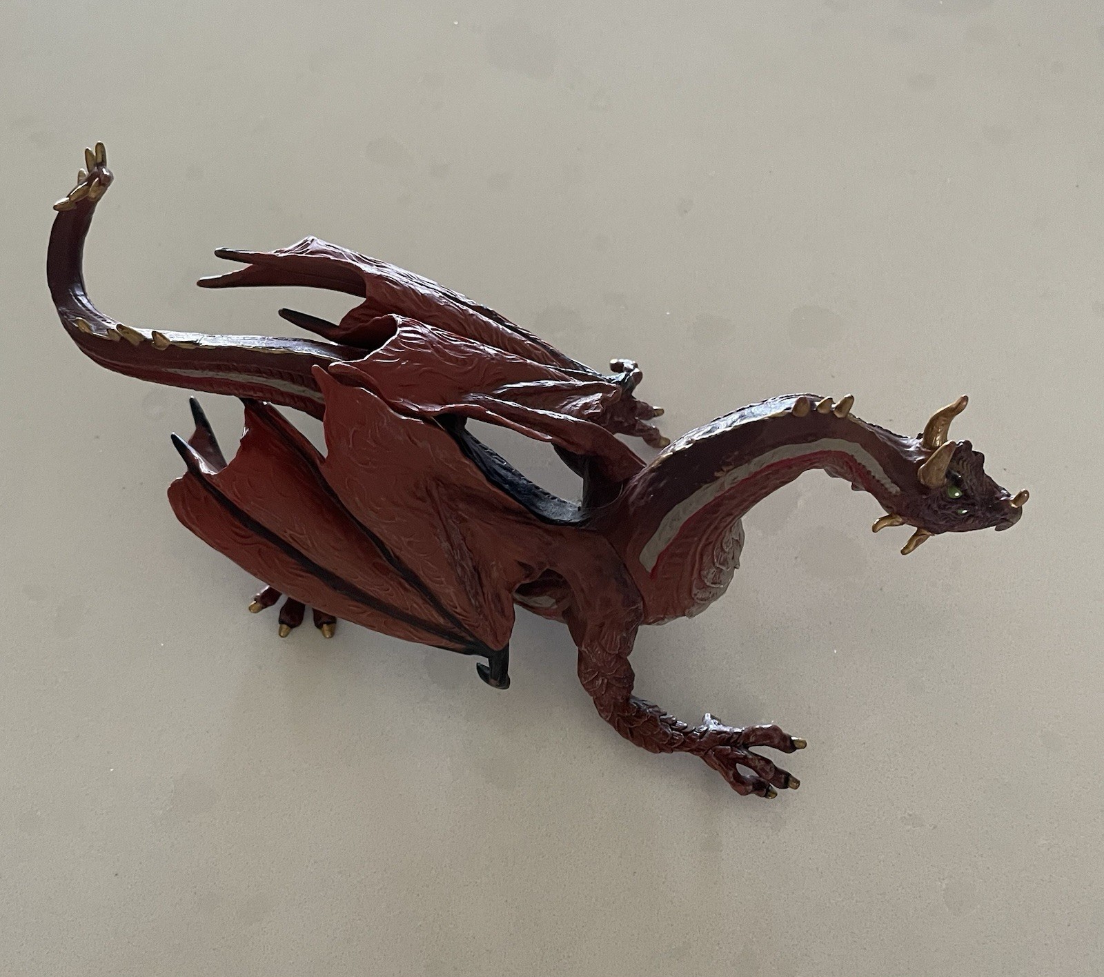 Safari Ltd Mountain Dragon Mythical Fantasy Medieval Dragon