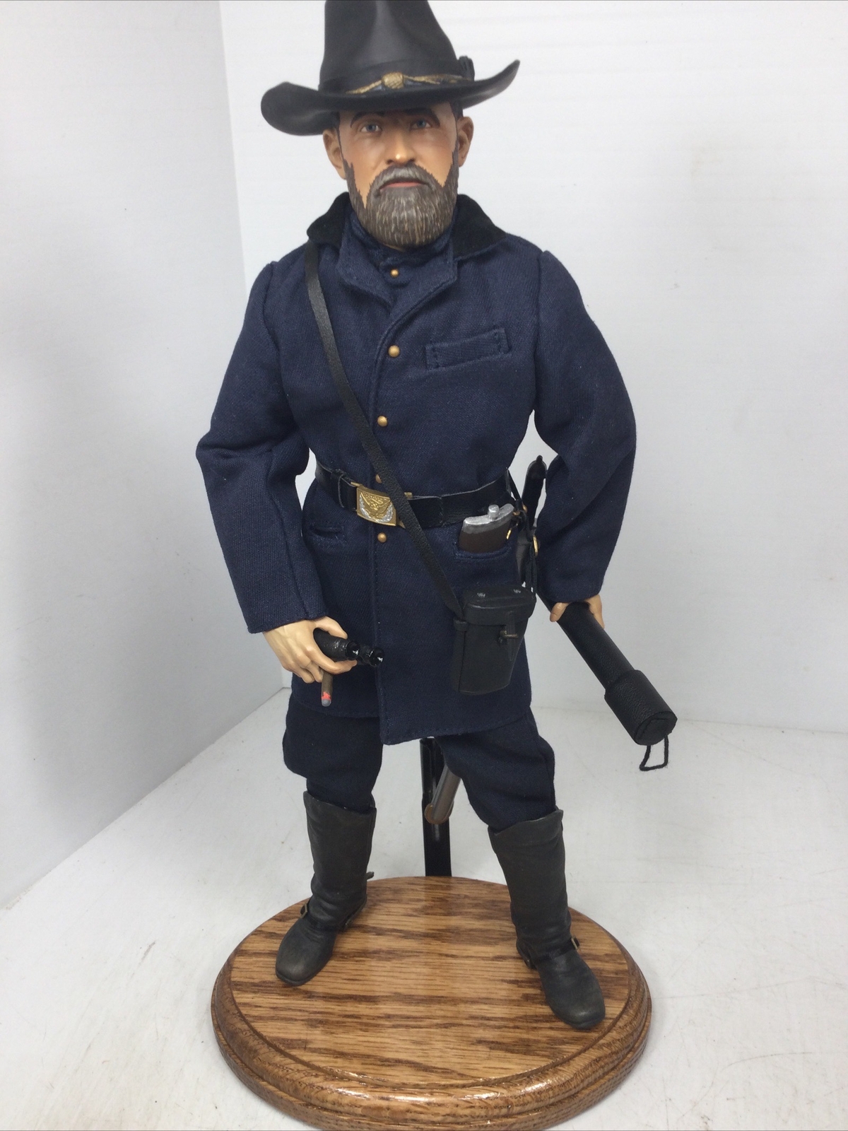1/6 US GEN ULYSSES S GRANT CMDR ARMY OF THE POTOMAC CIVIL WAR +OAK DISPLAY STAND