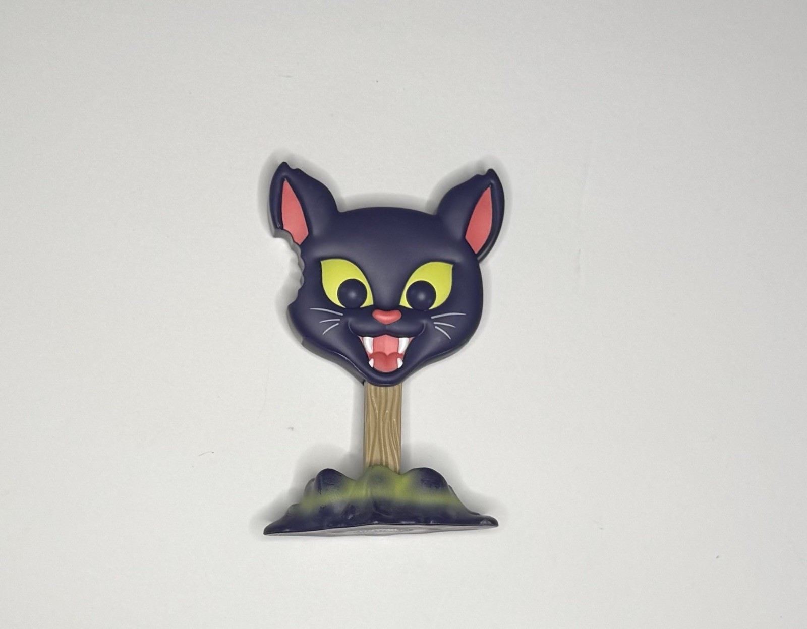 Culturefly Meltz HALLOWEEN Series 1 BLACK CAT Vinyl Ice Cream Bar 2025 **READ**