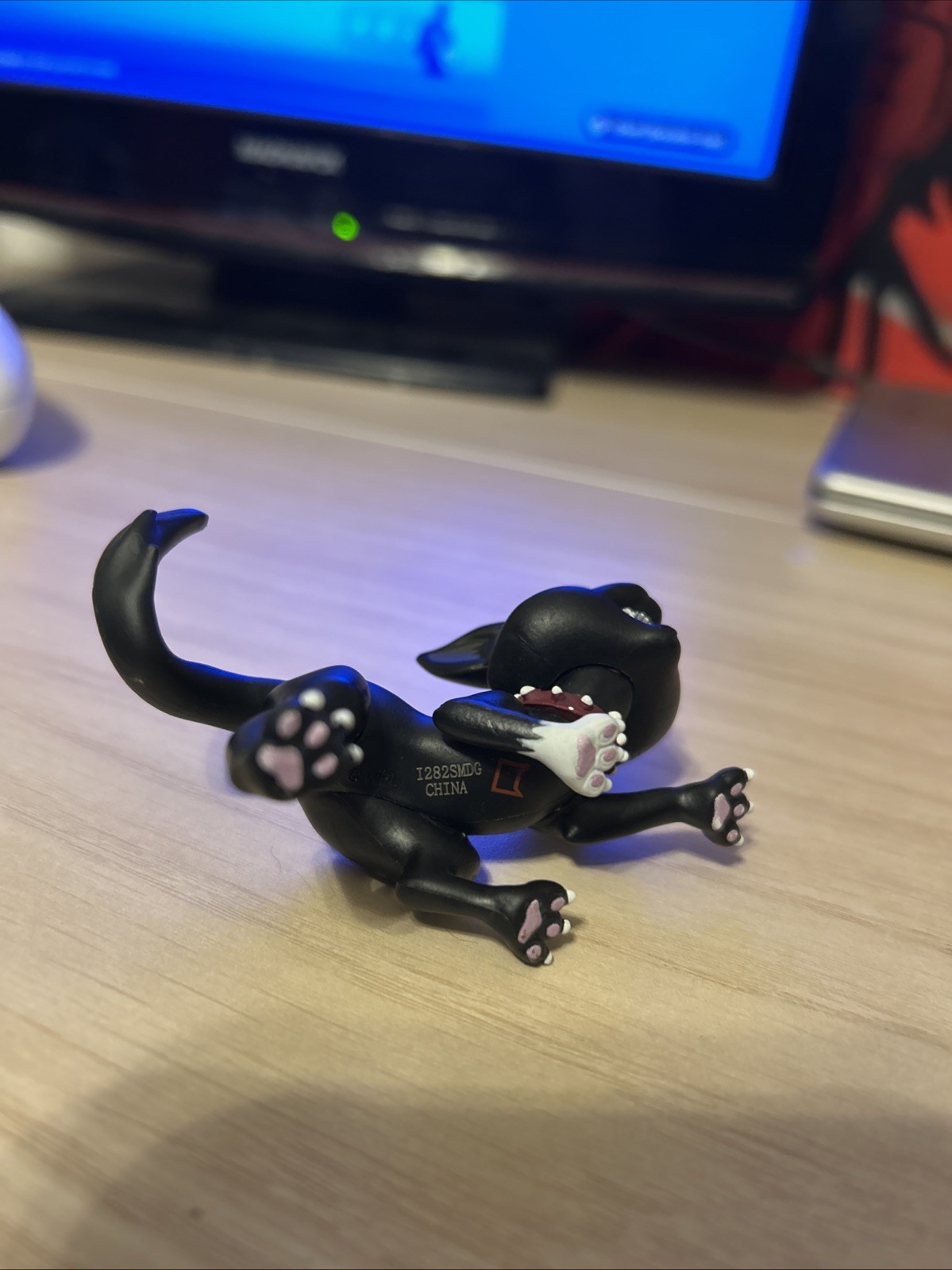 Warrior Cats SCOURGE Mini Figure Wave 1 Black Cat Erin Hunter