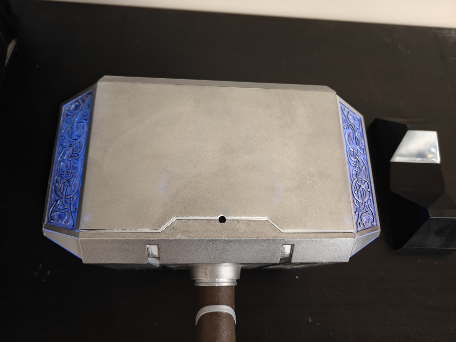 Hasbro Marvel Legends Thor Mjolnir Electronic Hammer 2017 w Stand Tested Works