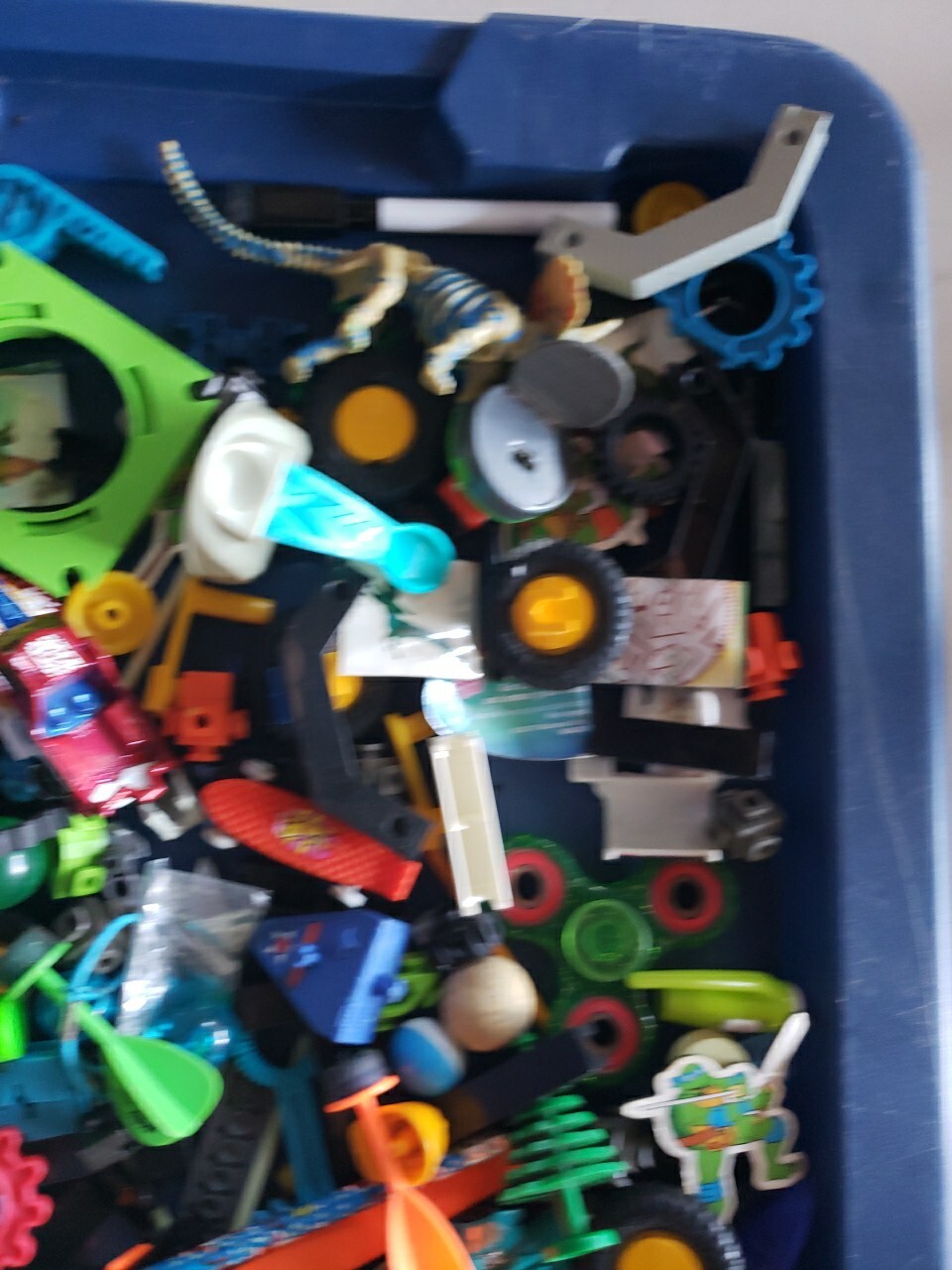 Random Mixed Toy Small Pieces Unknown 100 Plus