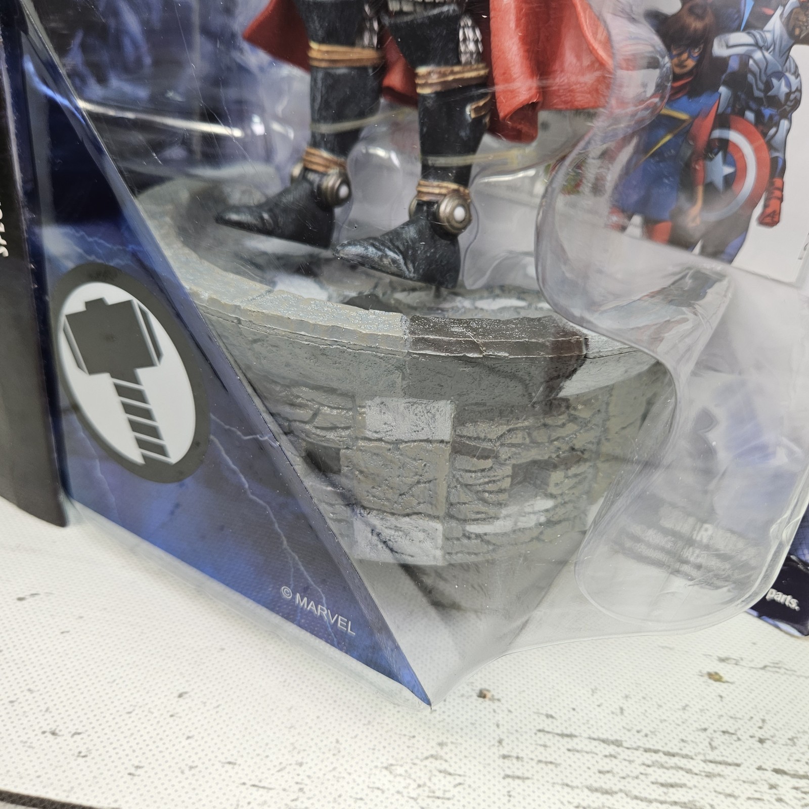 Diamond Select Marvel Select Thor 2019 Collector Edition 7&Prime; Adjustable Figure