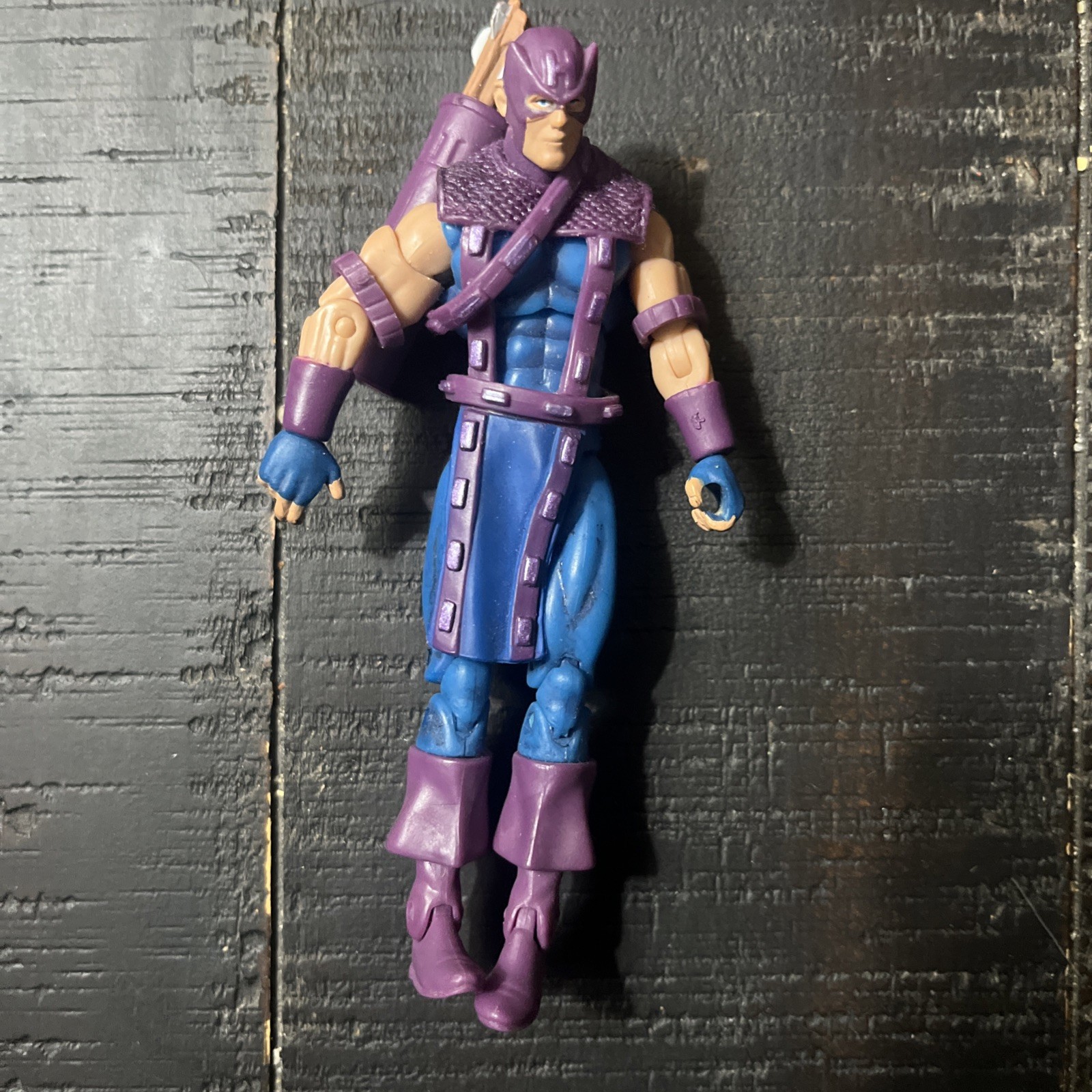 Marvel Universe West Coast Avengers Hawkeye 3.75&Prime; Action Figure Hasbro Loose