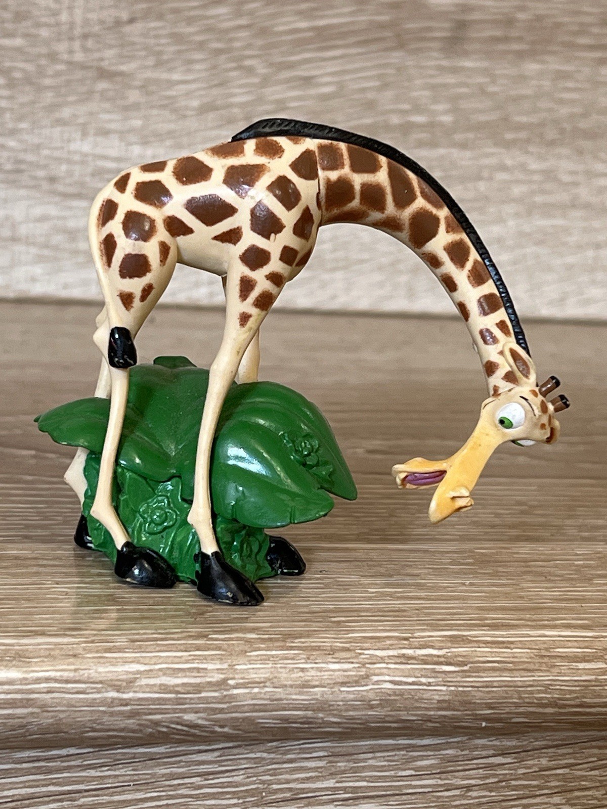Madagascar Melman Giraffe 3” DecoPac PVC Action Figure Cake Topper