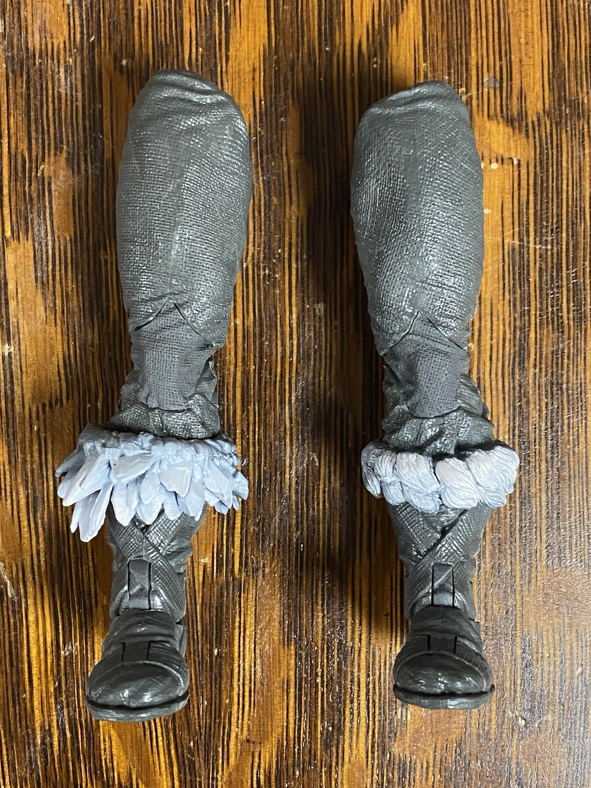 DC MCFARLANE MULTIVERSE ENDLESS WINTER FROST KING TORSO & LEGS BAF PARTS LOT!