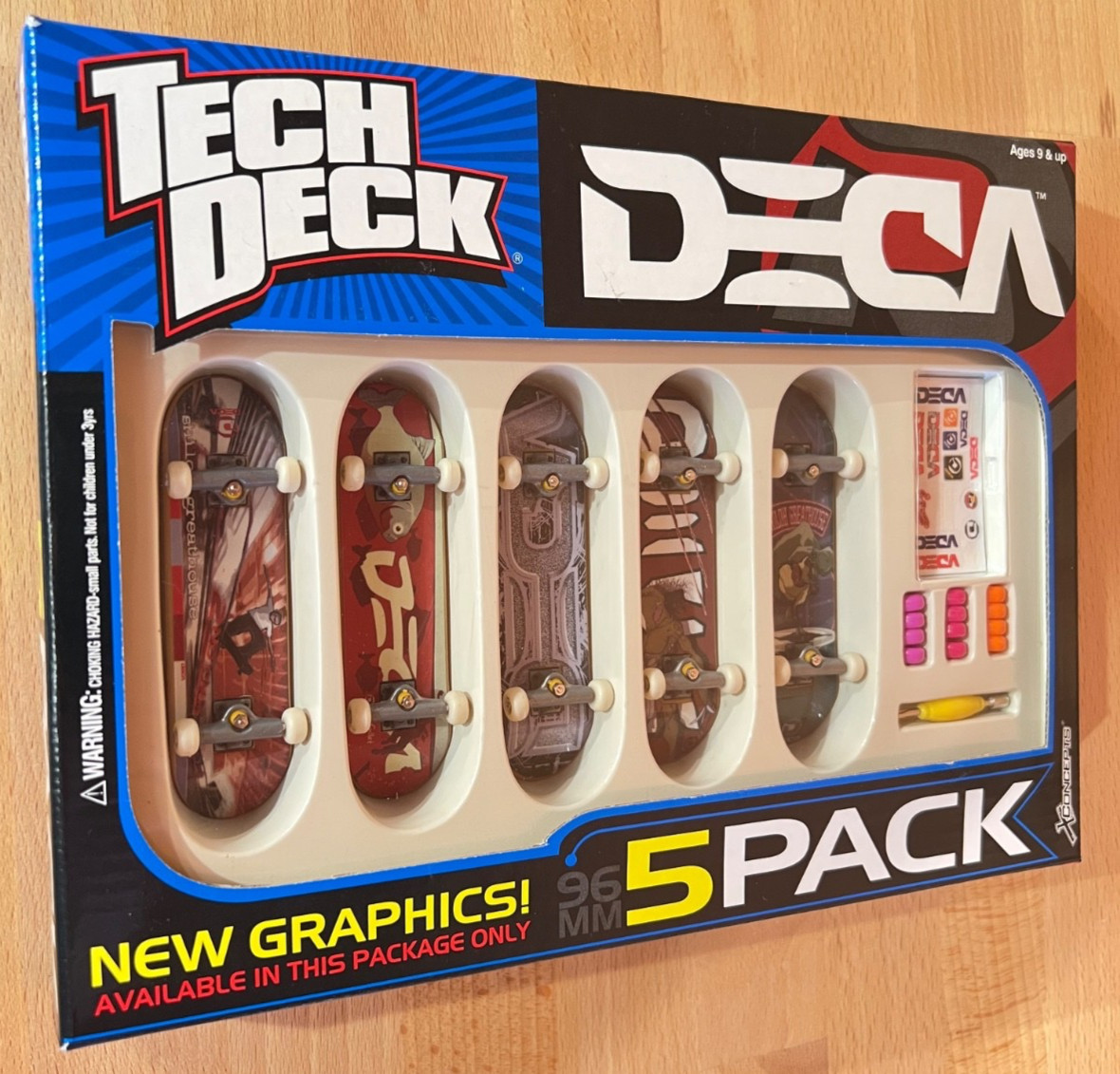 Vintage 2002 Tech Deck DECA Skateboards 5 Pack Fingerboards EXCLUSIVE ART Sealed