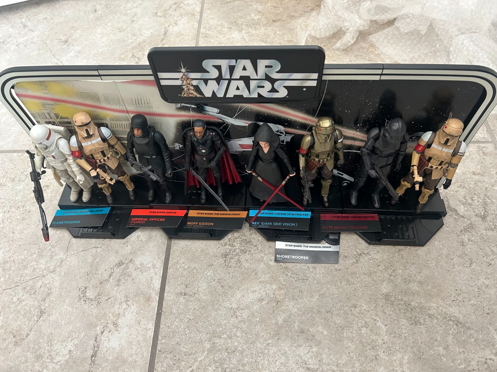 STAR WARS MAY 4TH SALE LOT- 8 IMPERIAL ACTION FIGURES DARK REY, w/STAND REDUCED