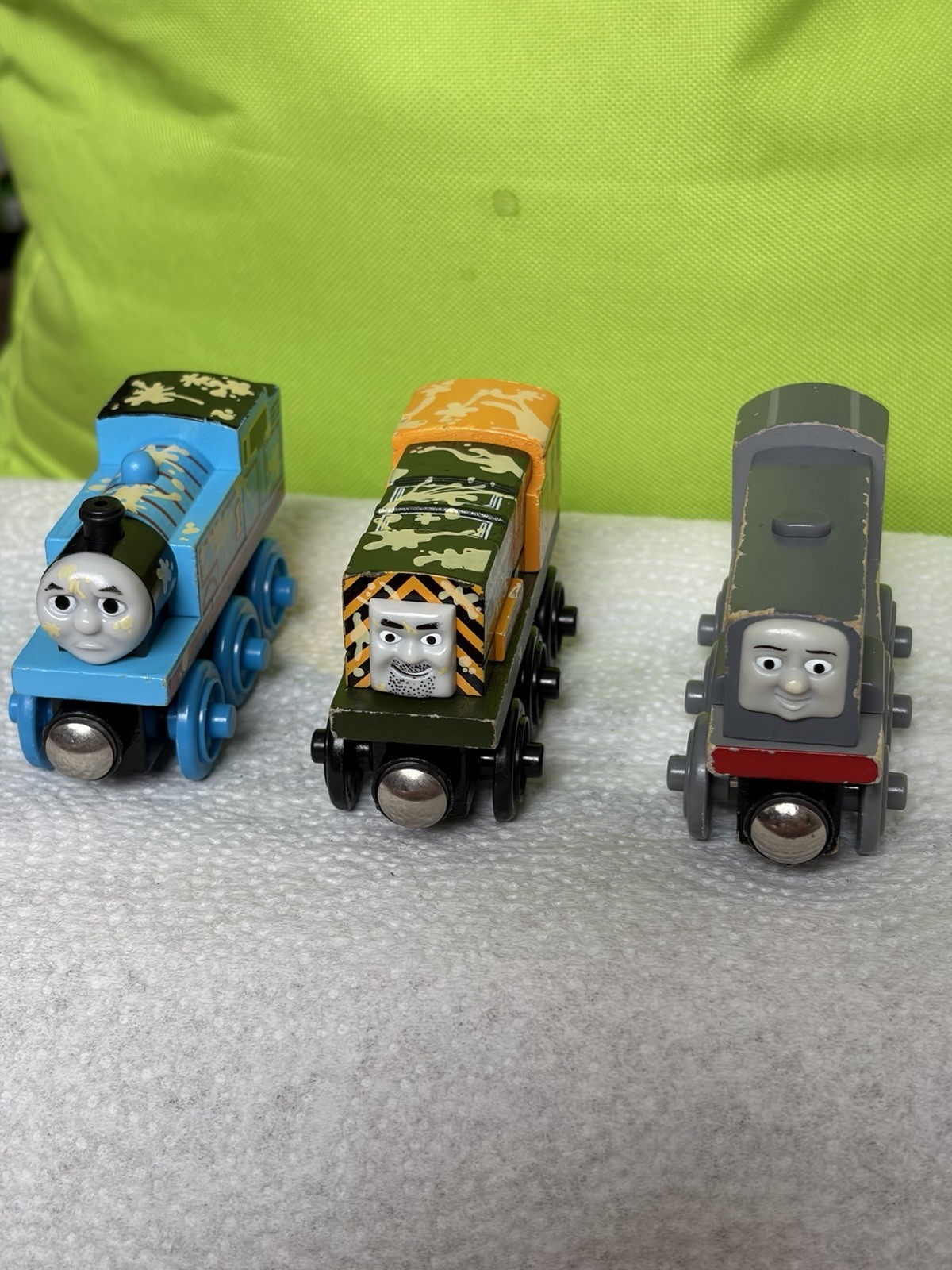 Thomas & Friends Wooden Railway Train Cheese Covered Thomas & Iron Arry & Dennis