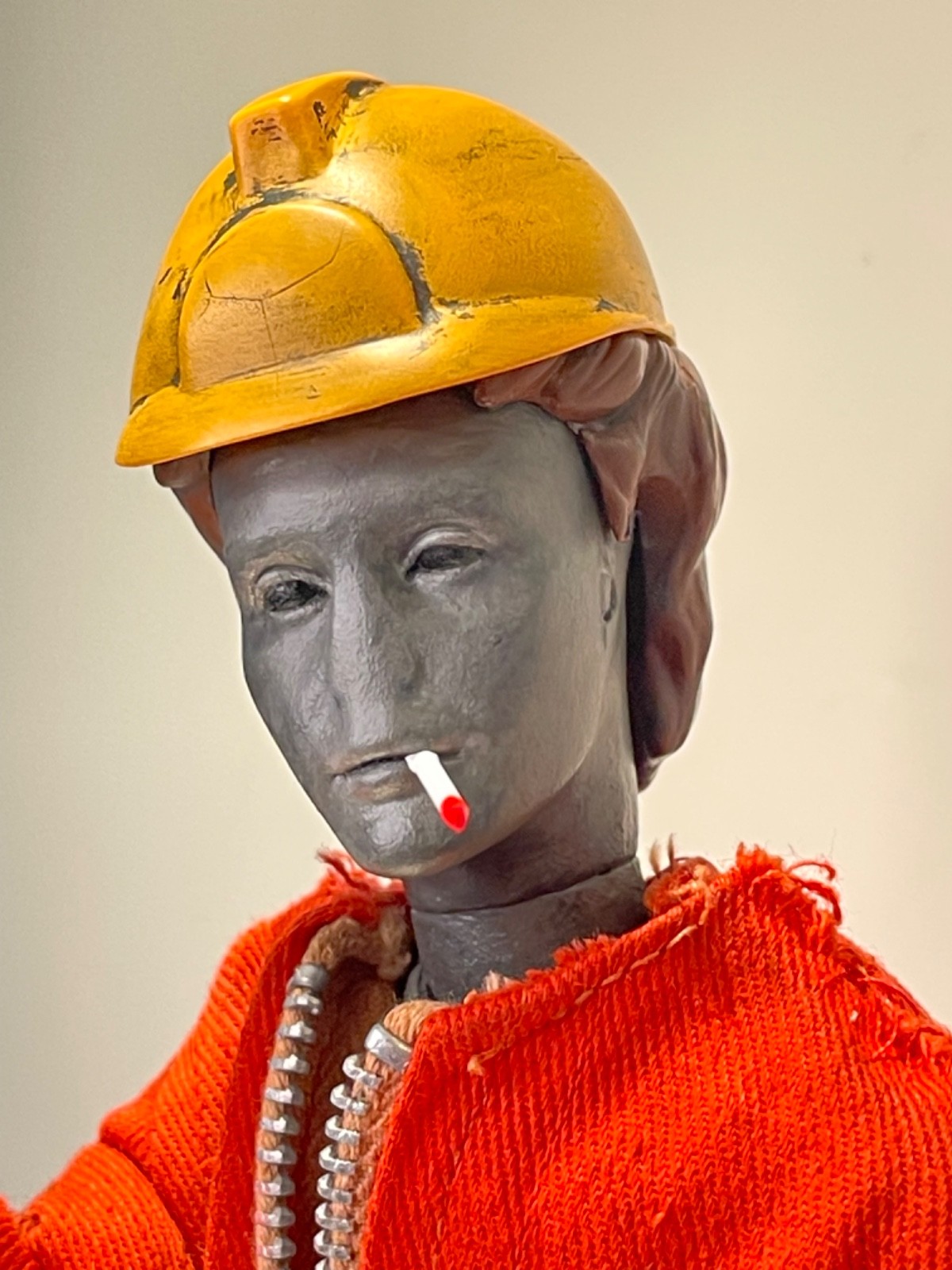 1:6 Custom Gray Construction Site middle finger Alien Figure Sideshow, Model Kit