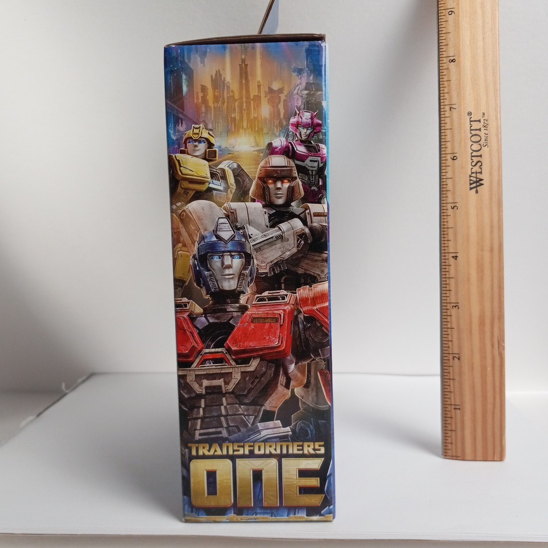 Transformers ONE QUINTESSON HIGH COMMANDER Action Figure HASBRO Alien Villain