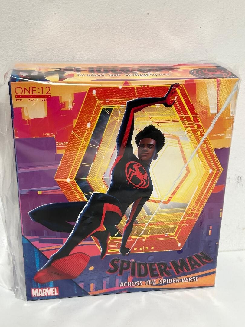 Mezco One:12 Spider-Man Across Spider-Verse Miles Morales 1/12 Figure In Stock
