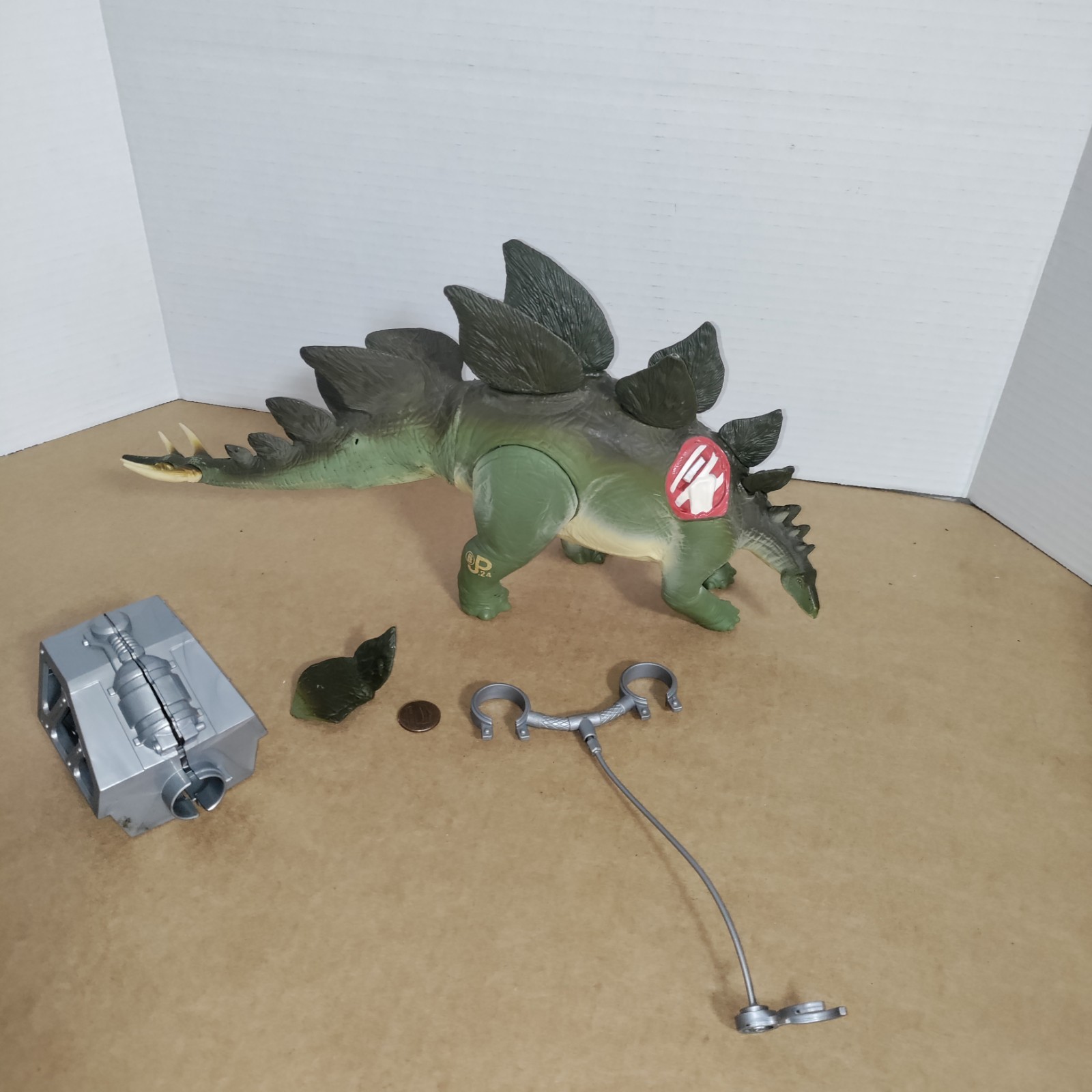 VTG Jurassic Park Stegosaurus JP 24 Battle Wound Figure 1997 Lost World complete