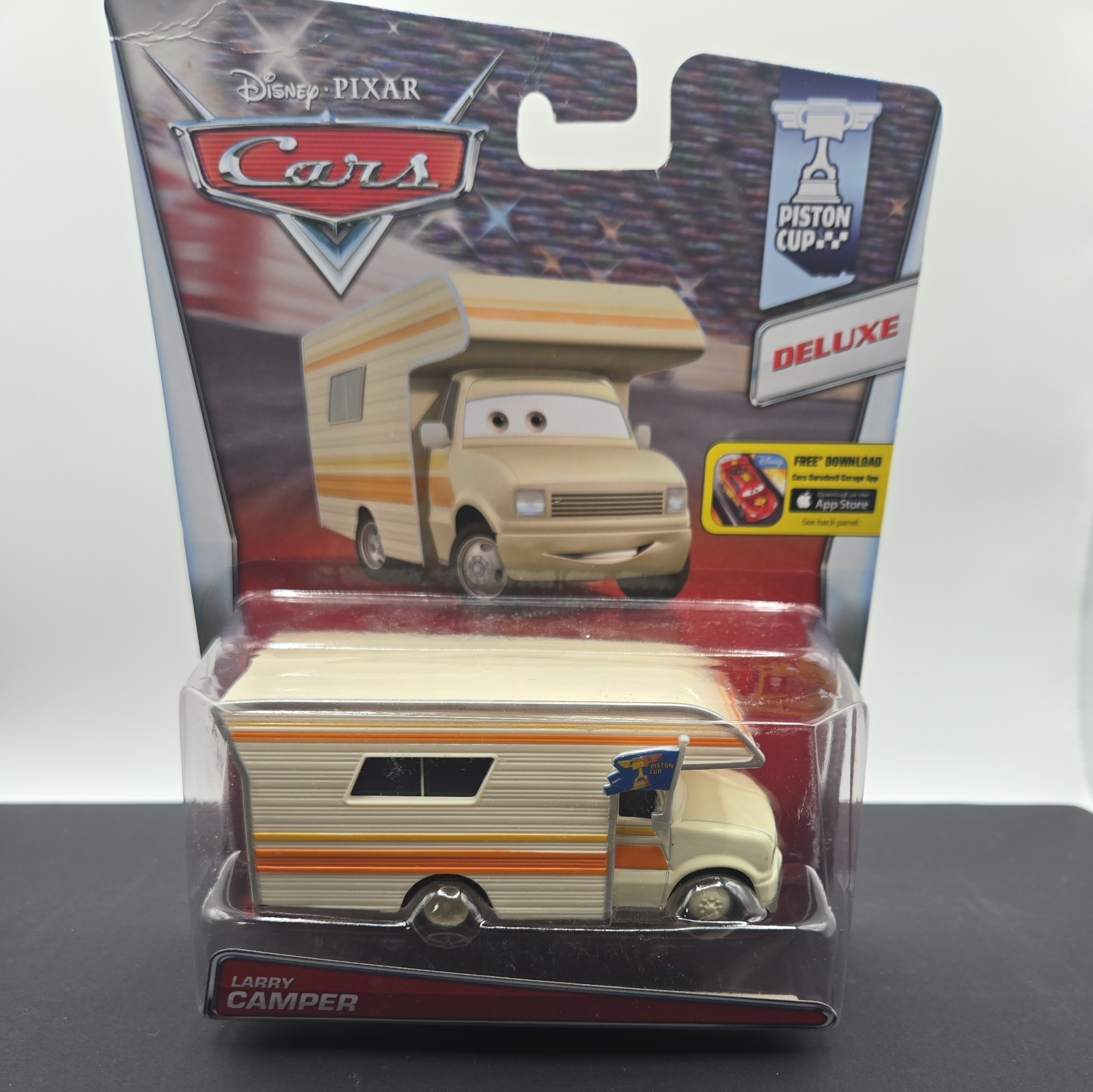 Disney Pixar Cars Larry Camper Piston Cup Deluxe RV by Mattel #18/18