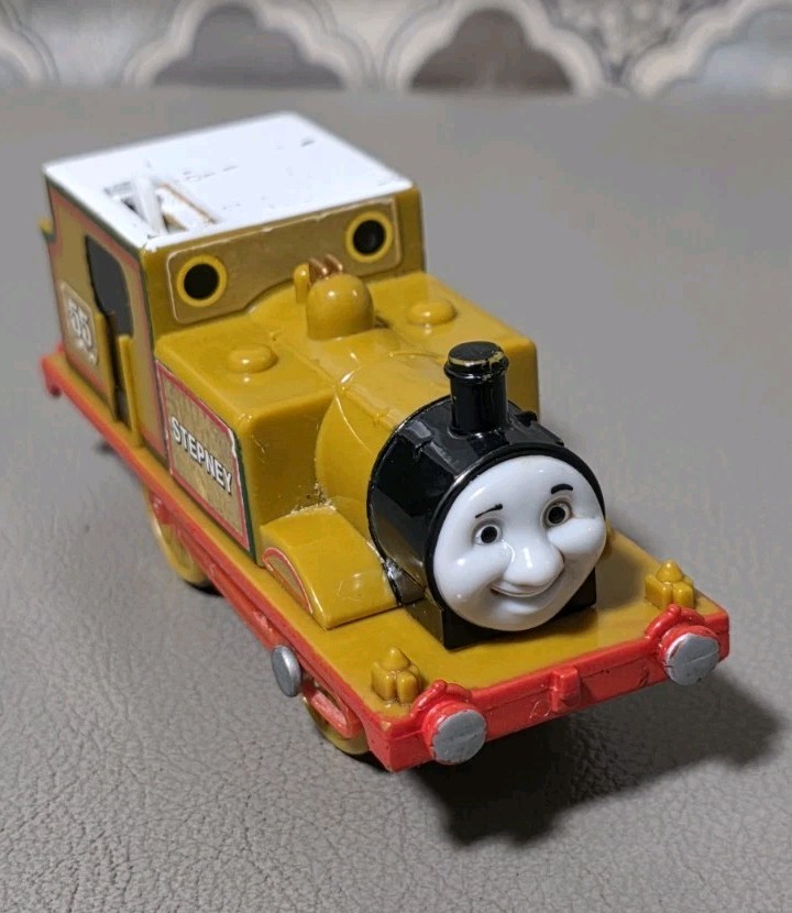 Rare Thomas & Friends Trackmaster Motorized Stepney Engine Train 2009 Mattel