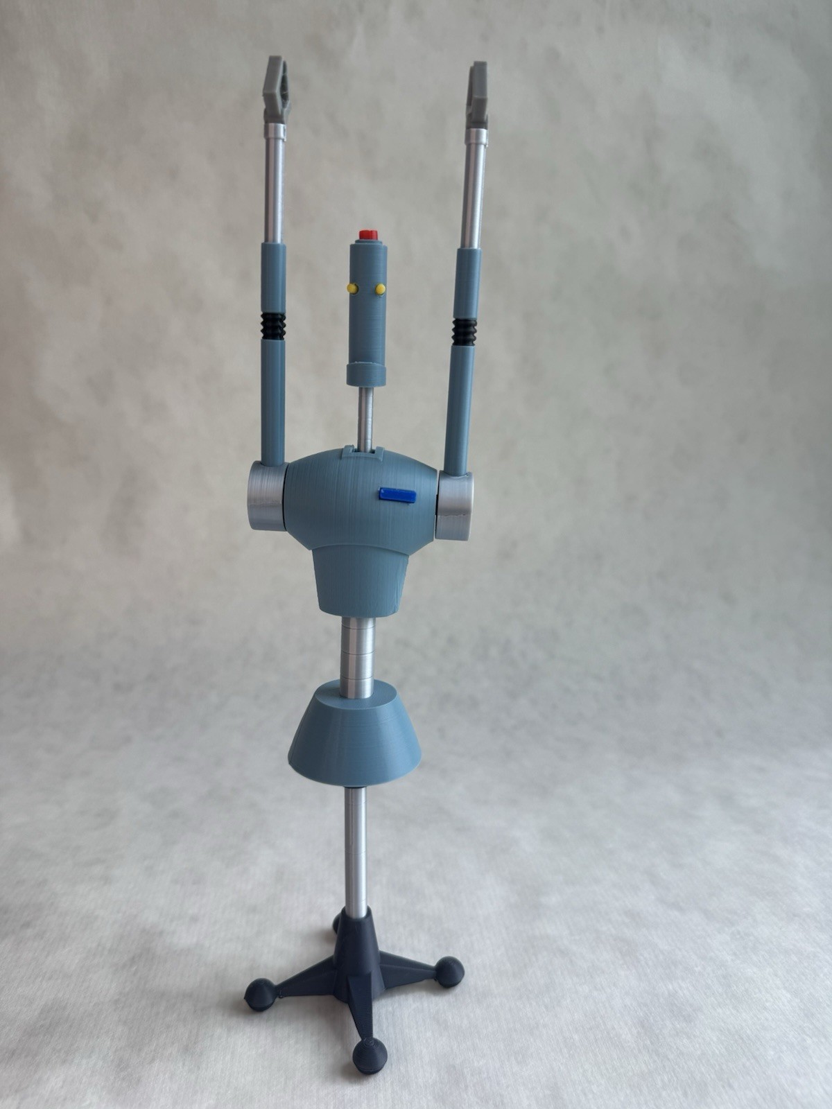 H.E.L.P.eR. 3D printed figures from The Venture Brothers – 10 inch and 14 inch!