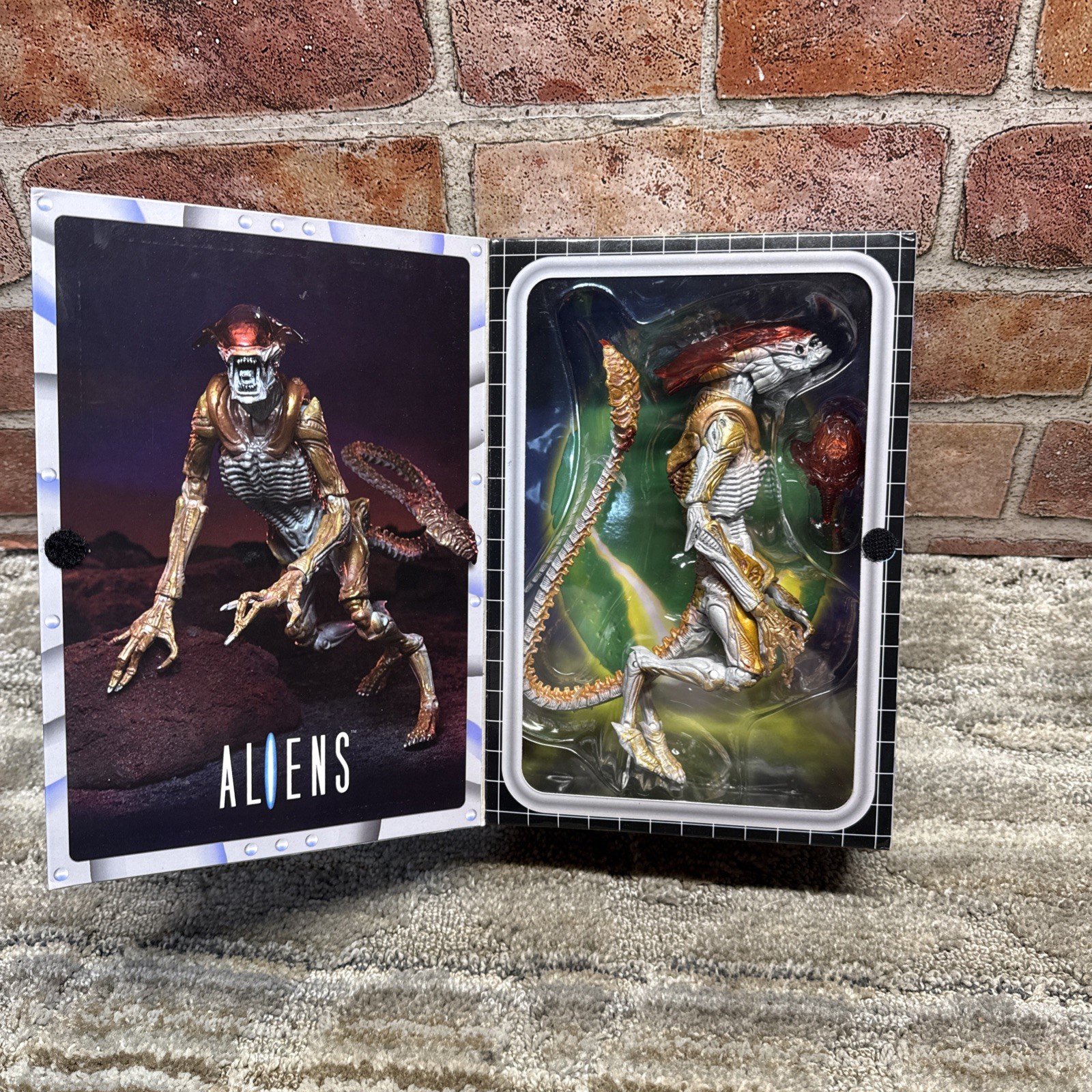 ULTIMATE PANTHER ALIEN Aliens Kenner Tribute 7&Prime; Scale Action Figure Neca 2022