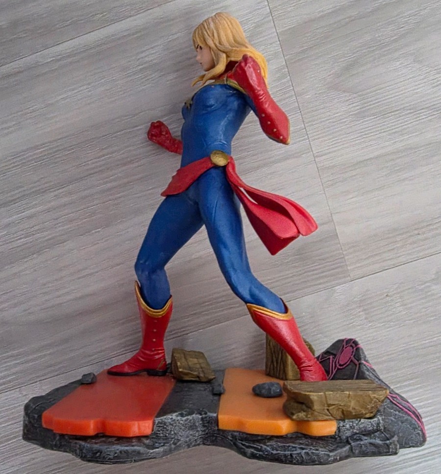 Marvel Vs Capcom Infinite Collector’s Edition Captain Marvel Figure Statue