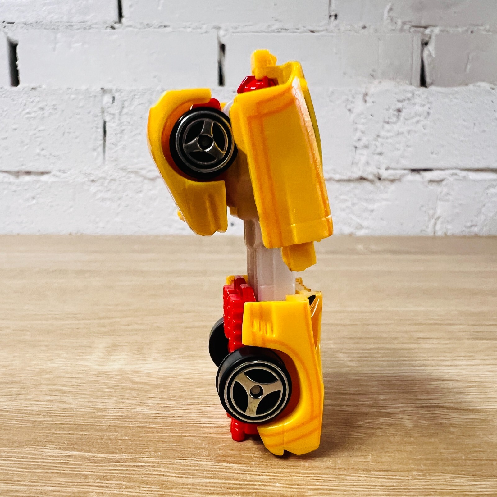R.E.V. REV Spy Changers TRANSFORMERS RID Robots in Disguise Figure