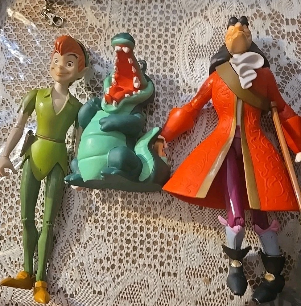 Disney Store Peter Pan, Captain Hook 12” + Tick-tock Action Figure Doll 1999