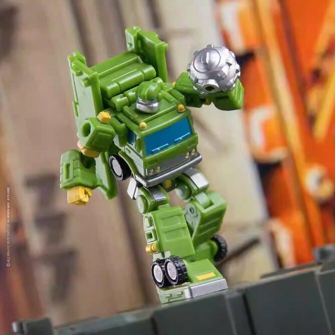 New Deformabl Wheeljack+Bulkhead Autobot Dr. WU DWE30M+DWE33 Action Figure Toys