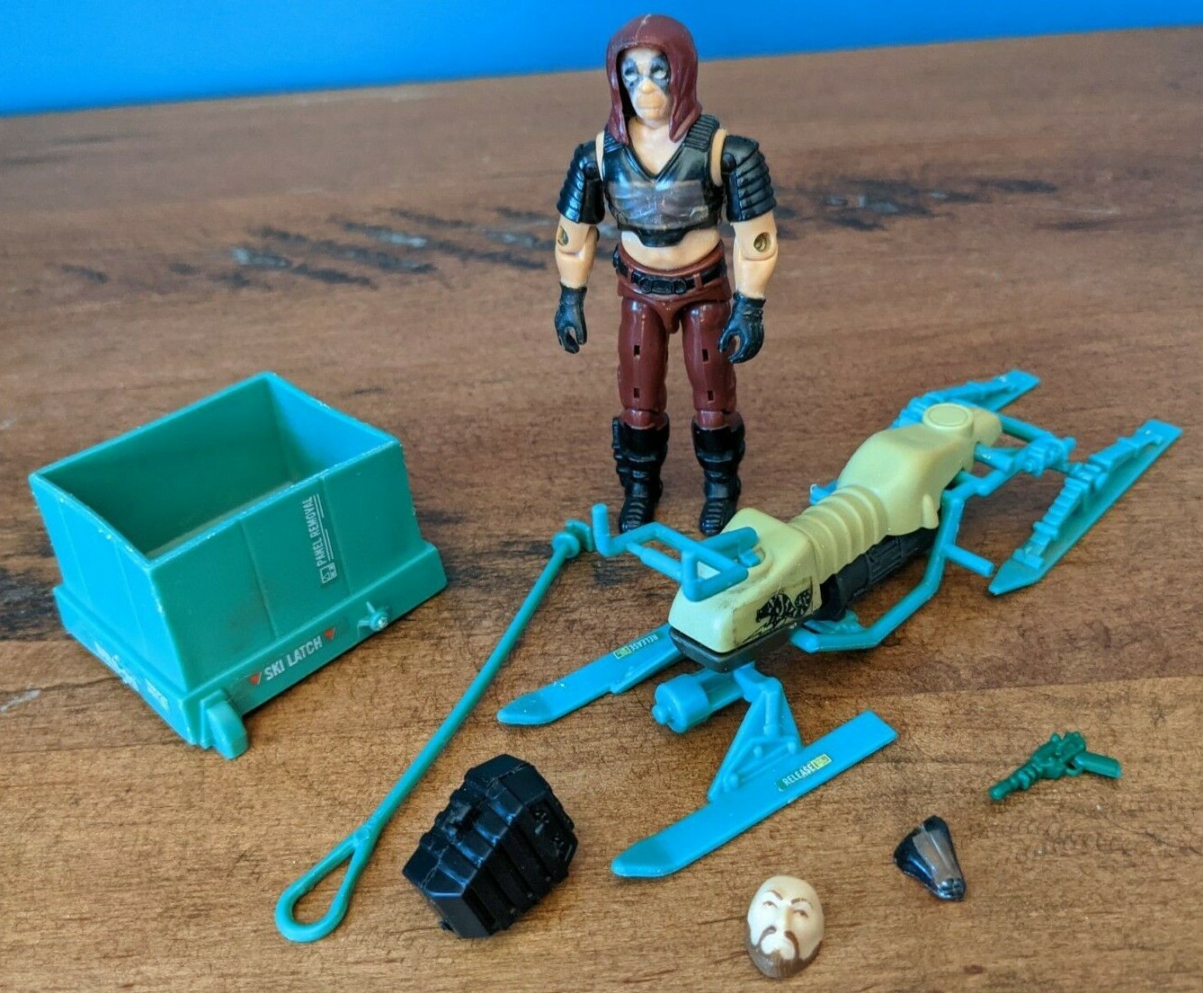 G.I. GI JOE 1984 ZARTAN & Swamp Skier Action Figure Weapons Accessories 84