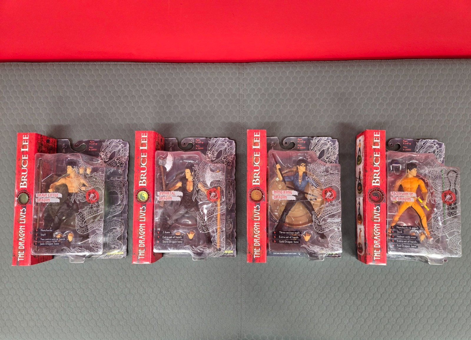 Bruce Lee: The Dragon Lives by The Art Asylum (2001) – Lot of 4 Action Figures