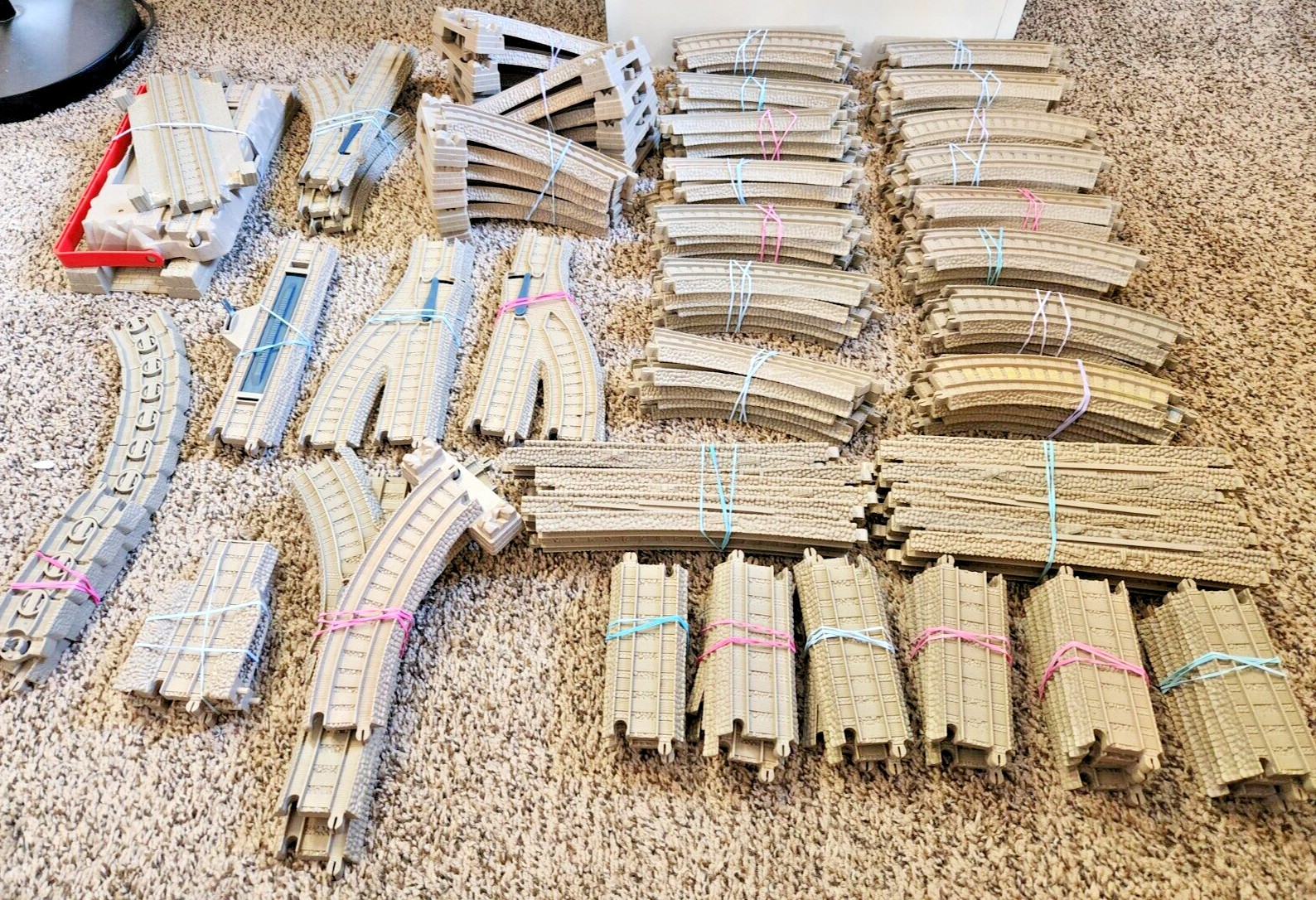 THOMAS & FRIENDS 171 TAN TRACK CURVE SLOPES TRACK CHANGES PLATFORMSTRACKMASTER