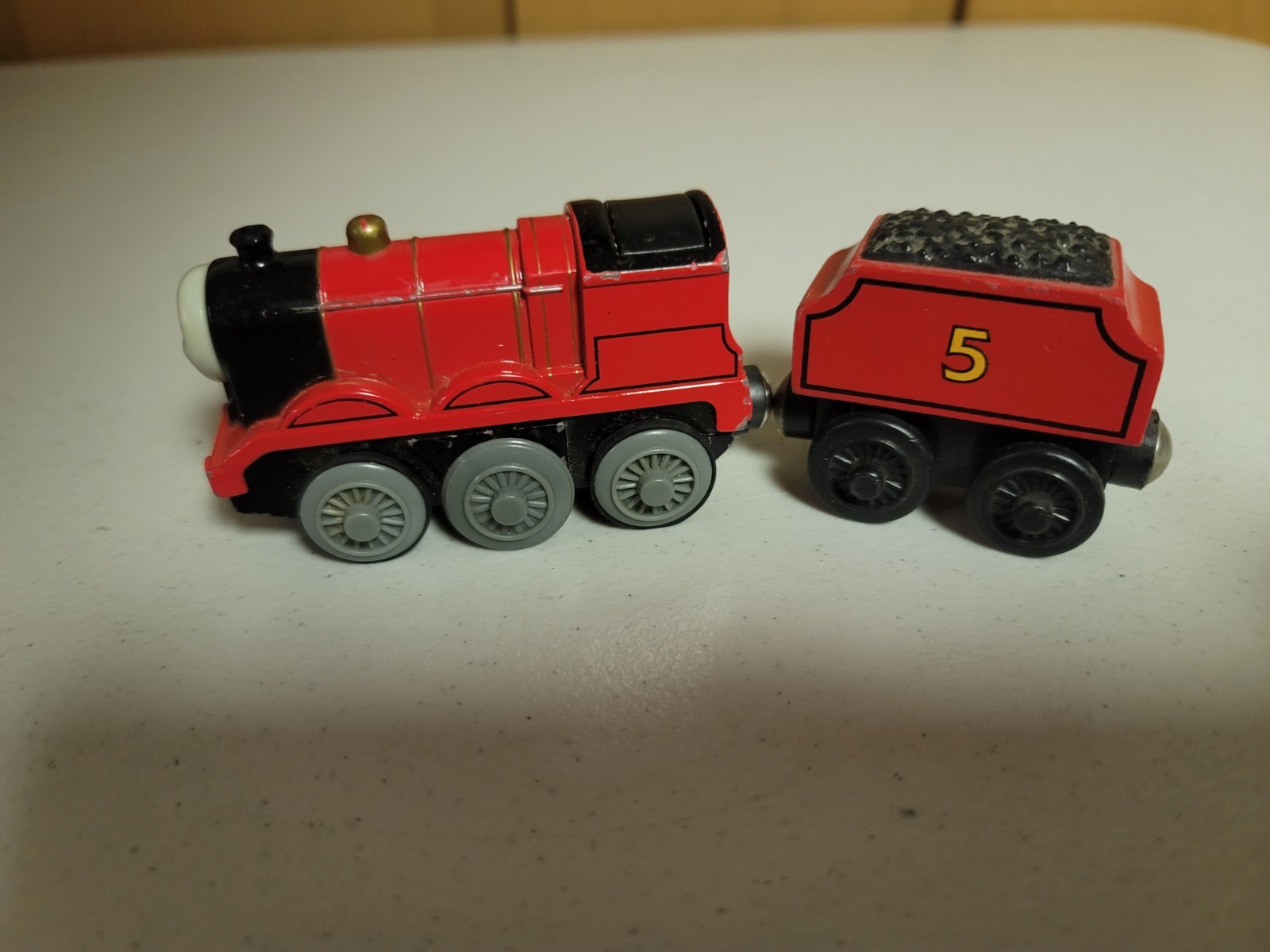 Thomas Wooden Railway Battery Powered James Train Good Condition Works!