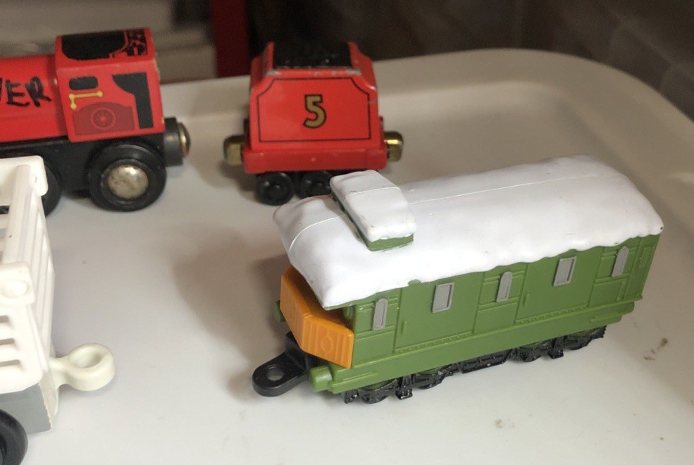 Huge 22 lot of TRAINS tank engine /engines and other TRAINS DIFFERENT SIZES