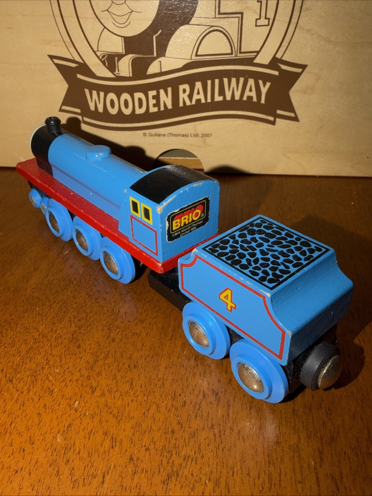 BRIO GORDON ! THOMAS FRIENDS TRAIN WOODEN RAILWAY 1996/1997 BLUE #4