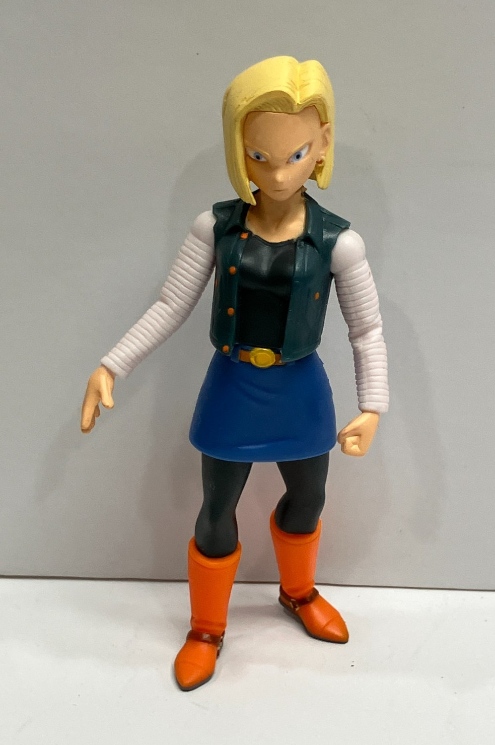 2001 Irwin Toys DBZ Dragon Ball Z Androids Saga ANDROID 18 action figure