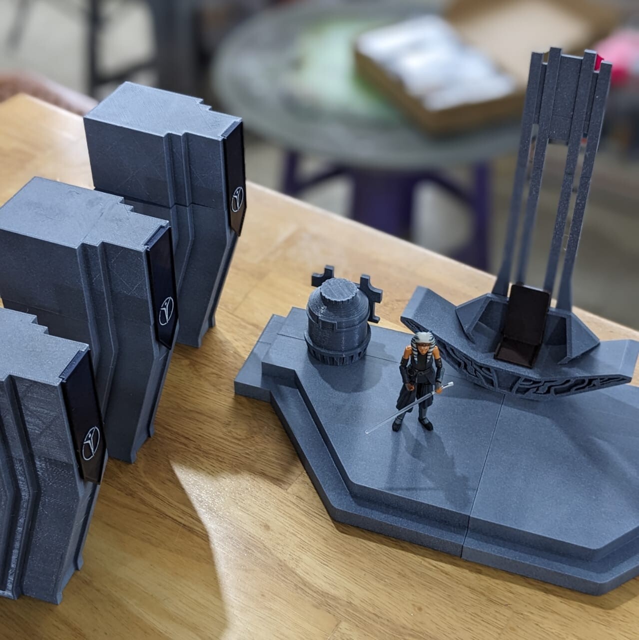 Bo Katan Throne Room Diorama for 3.75 in (1:18) Figure