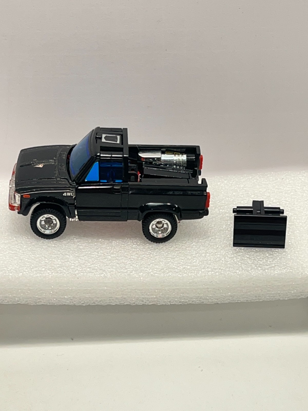 Vintage 1984 G1 Transformers Trailbreaker Autobot Action Figure Takara 80s AS IS