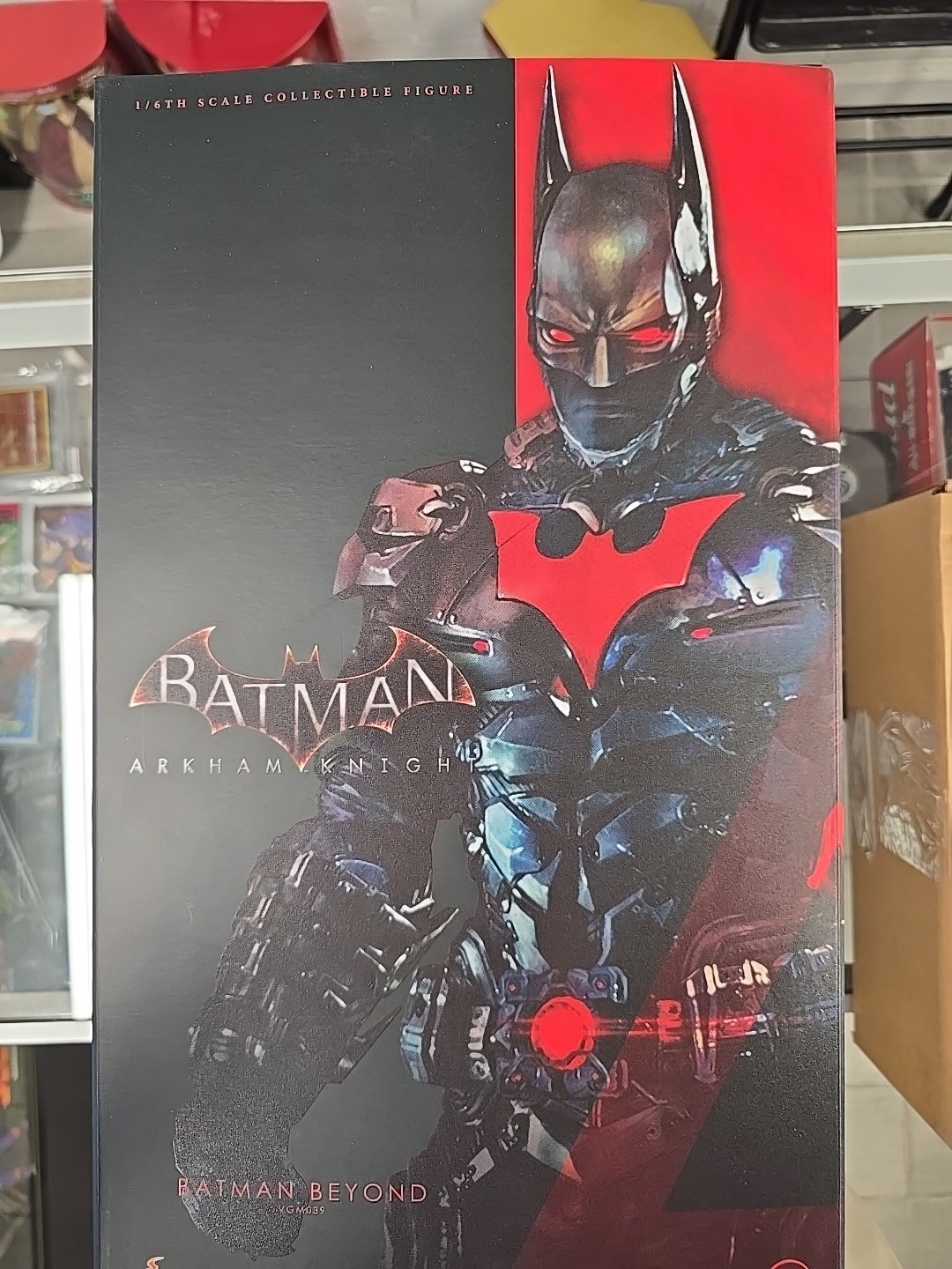 Ready Hot Toys VGM39 BATMAN: ARKHAM KNIGHT 1/6 BATMAN BEYOND Action Figure
