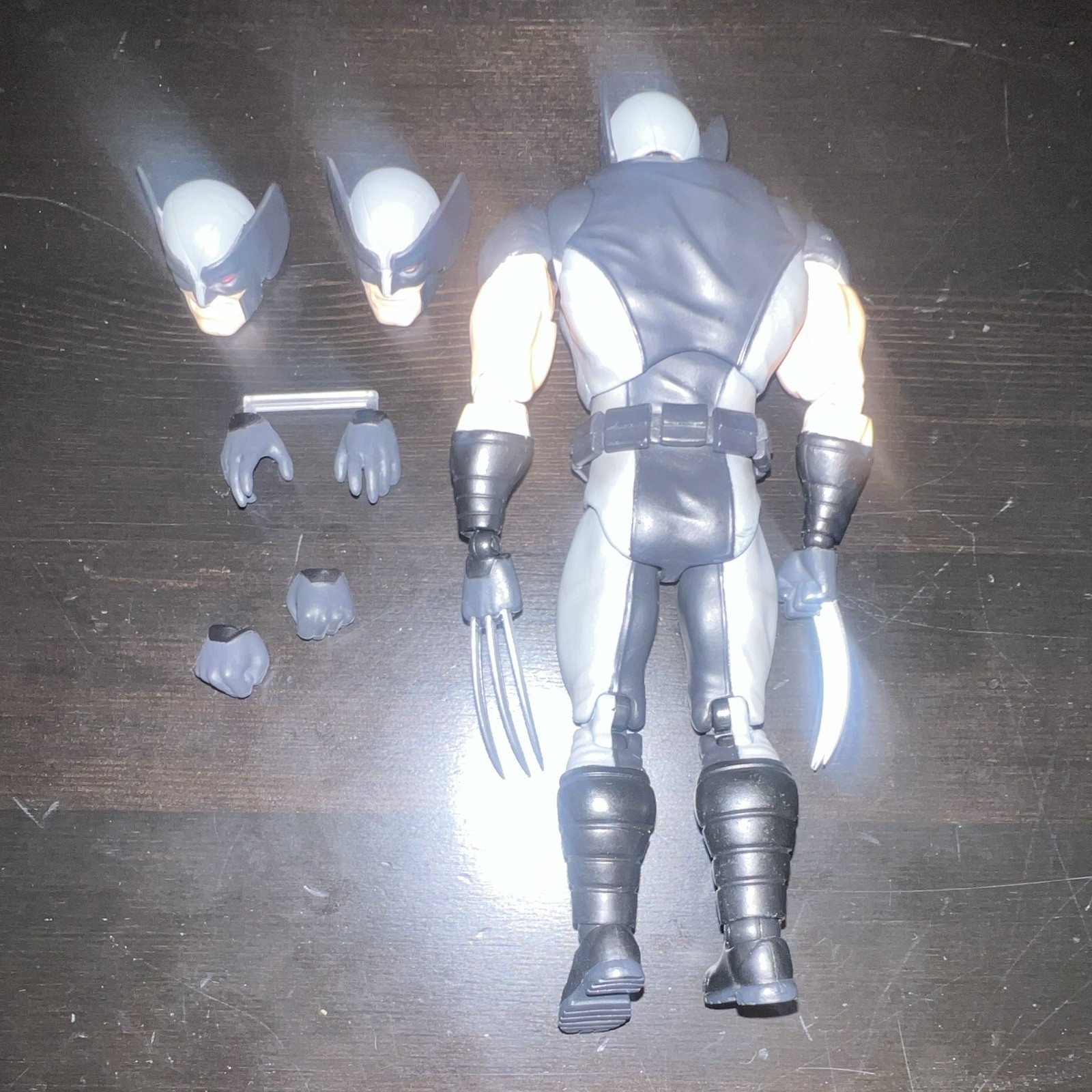 Medicom Toy MAFEX 171 Marvel Wolverine X-Force 6in Figure w/ Alt Heads/Hands