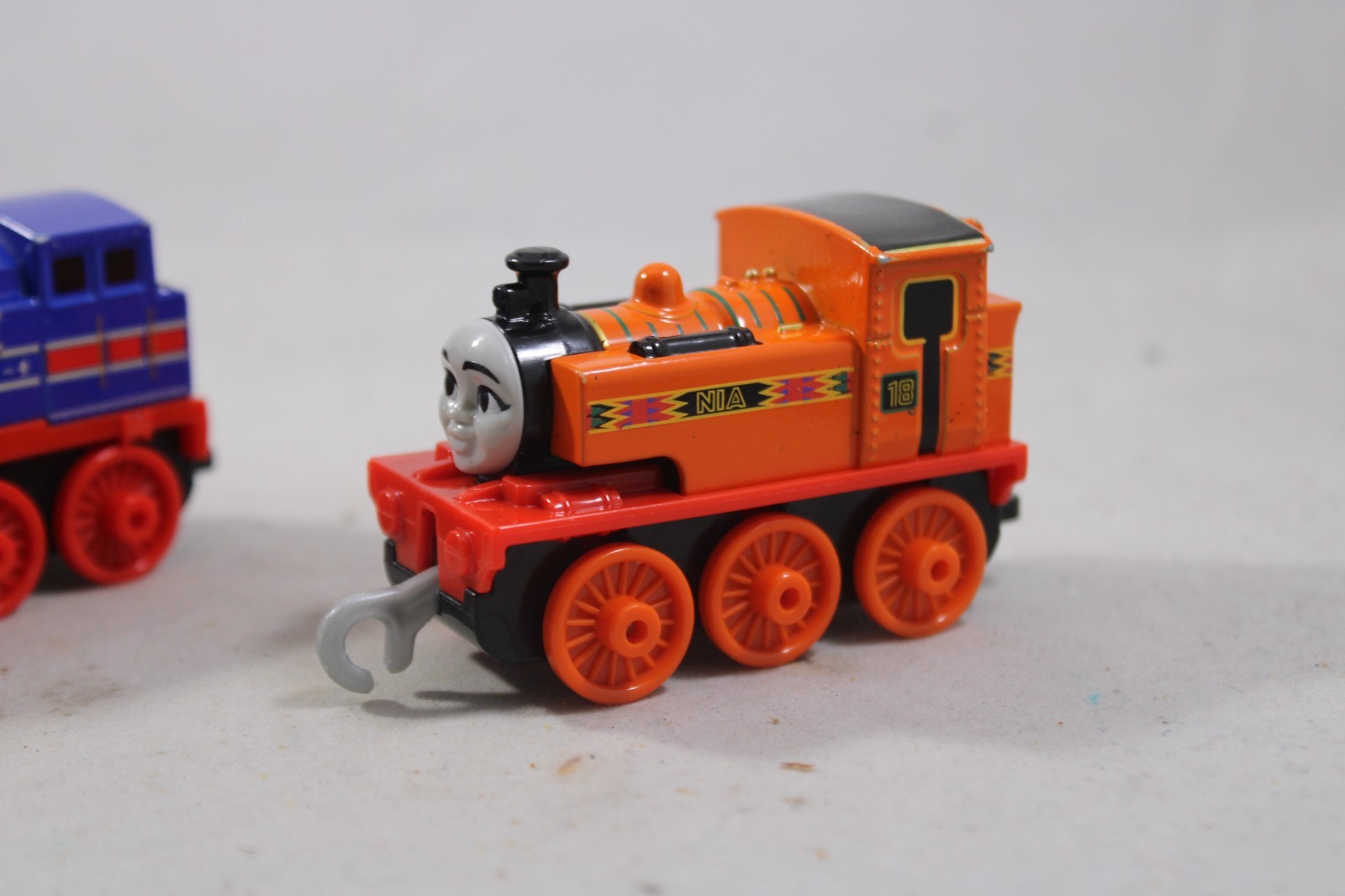 Thomas Friends Diecast Push Along Train 2018 Mattel Victor Nia Hong Mei