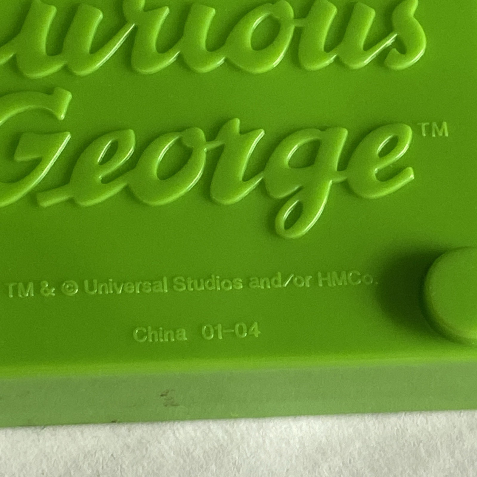 UIVERSAL STUDIOS CURIOUS GEORGE Monkey Maze Handheld Game & Over The Hedge