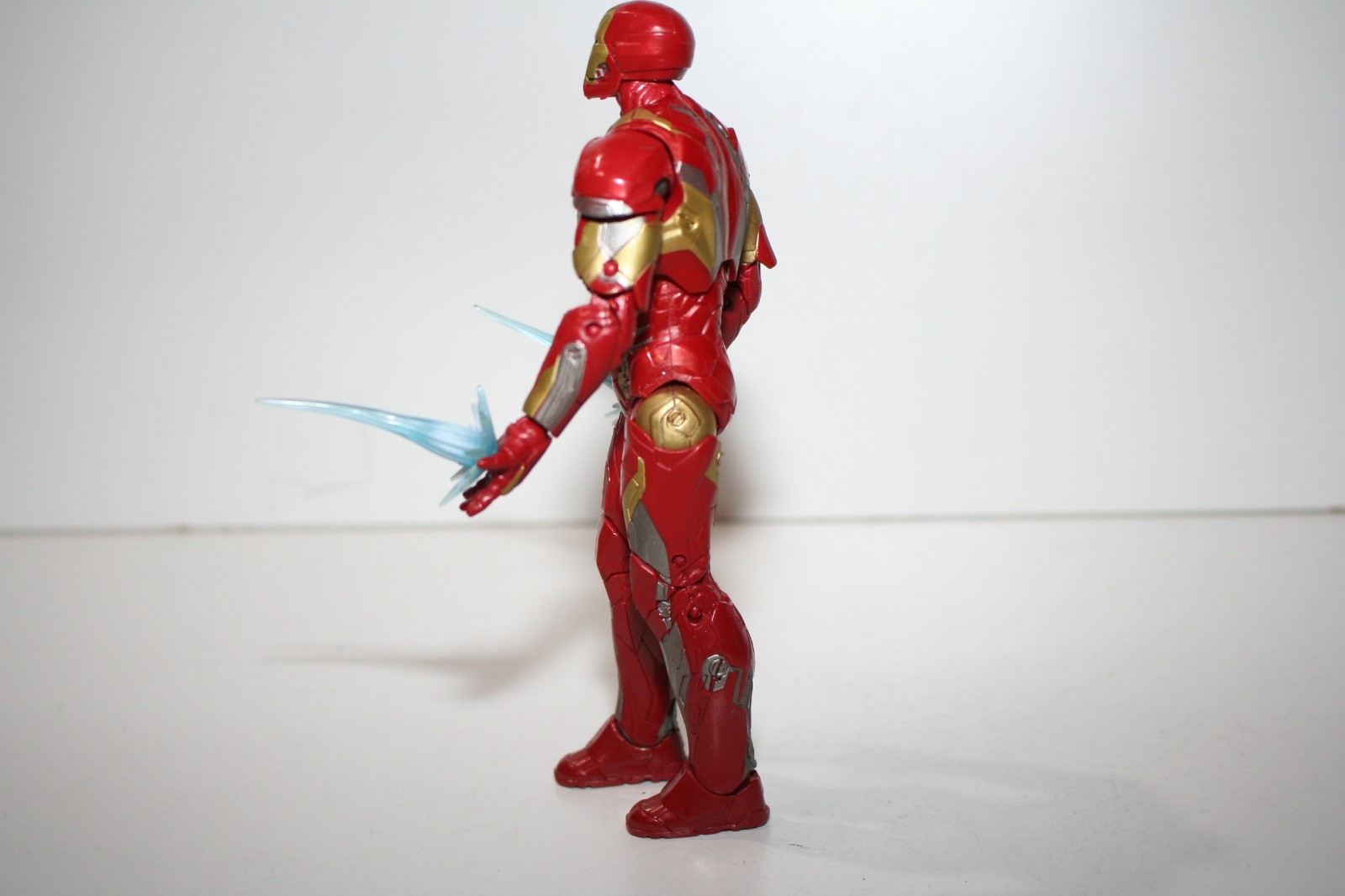 Hasbro Marvel Legends Civil War Infinity Saga Iron Man Mark 46 Action Figure