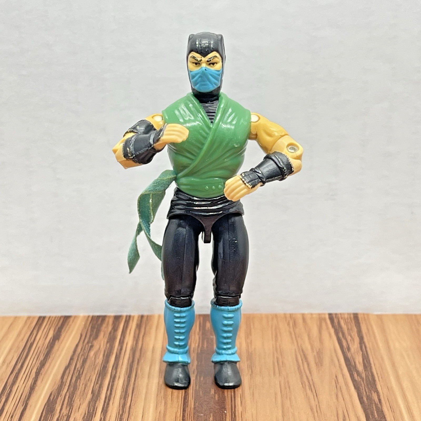 1991 Mortal Kombat Sub-Zero G I Joe 3.75&Prime; Green Action Figure- Hasbro-No weapon