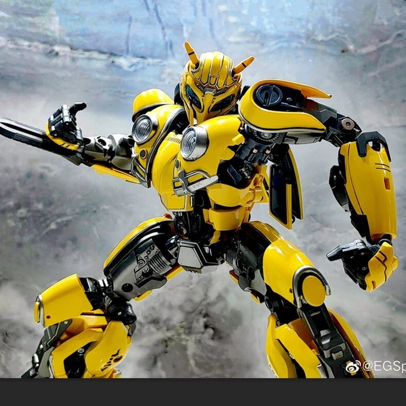 Holiday Gift- Transforms Cyber Era CE-01 Knight Bee Oversized TC-02 Figure